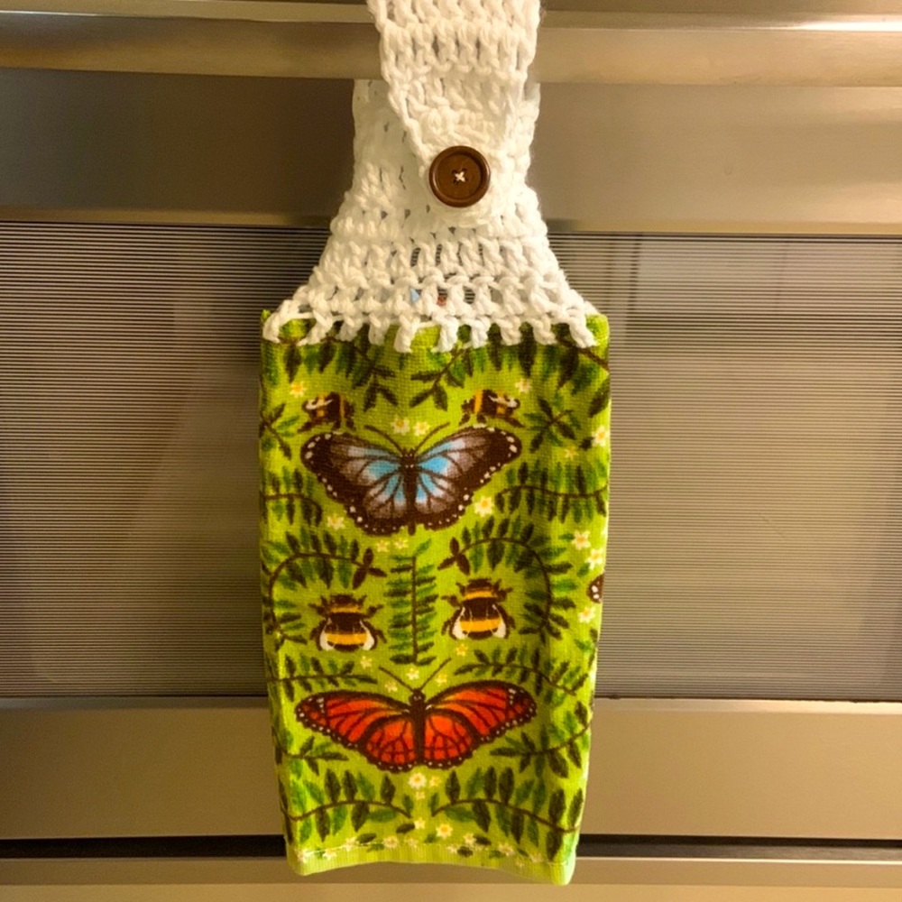 HAND CRAFTED Crocheted Top Butterflies Hanging Kitchen or Bathroom Hand Towels - Picture 6 of 9